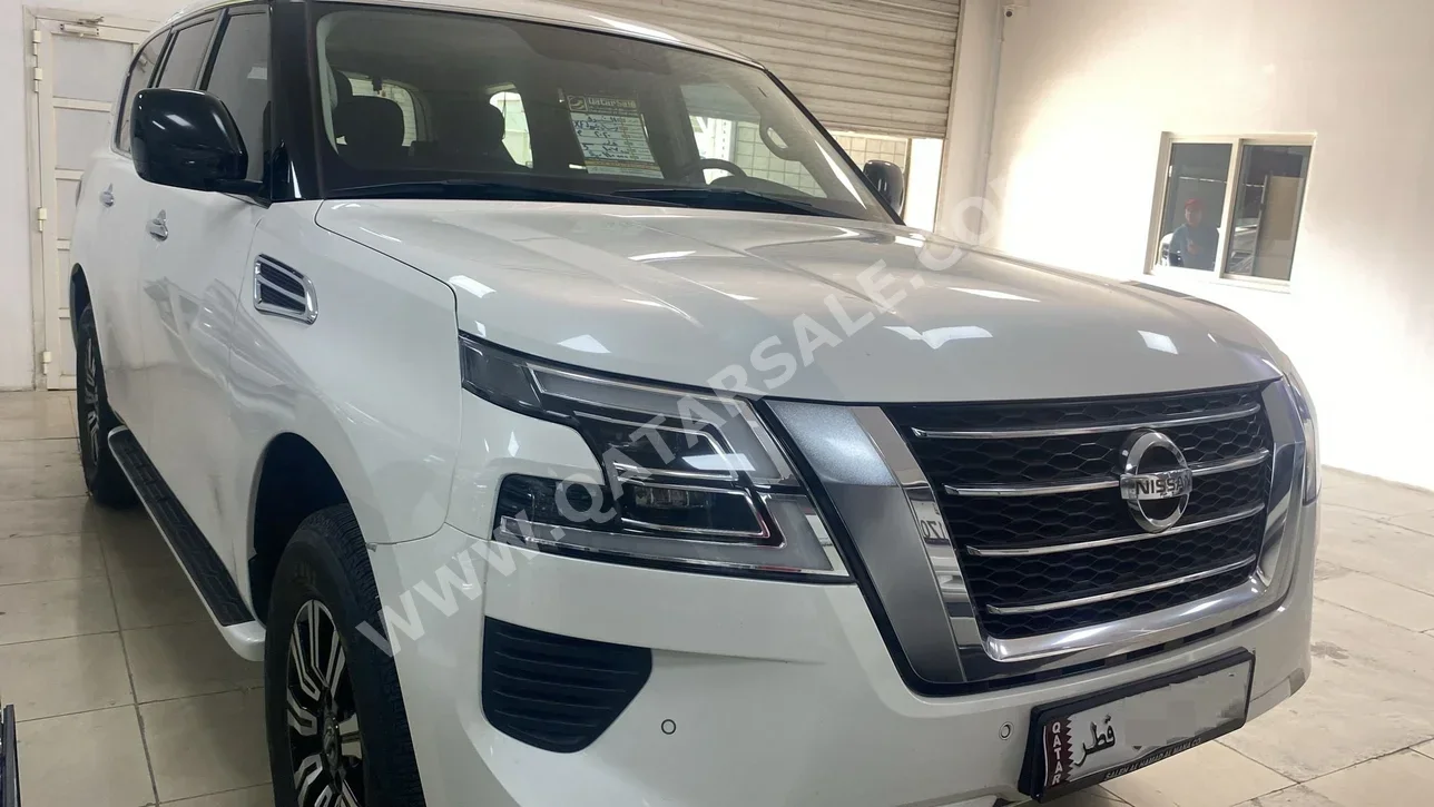 نيسان  باترول  أكس أي  2020  اوتوماتيك  107,000 كم  6 سلندر  دفع رباعي  اس يو في  أبيض