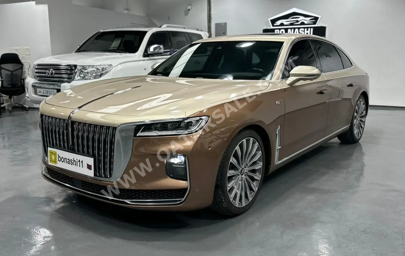 هونغ تشي اتش 9 2021 اوتوماتيك 78,360 كم 6 سلندر دفع خلفي سيدان ذهبي