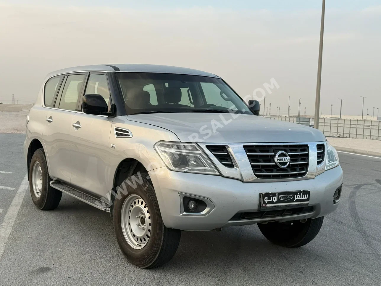 Nissan  Patrol  SE  2014  Automatic  315,000 Km  8 Cylinder  Four Wheel Drive (4WD)  SUV  Gray