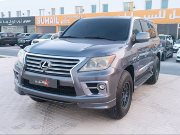 Lexus  LX  570  2013  Automatic  422,710 Km  8 Cylinder  Four Wheel Drive (4WD)  SUV  Gray