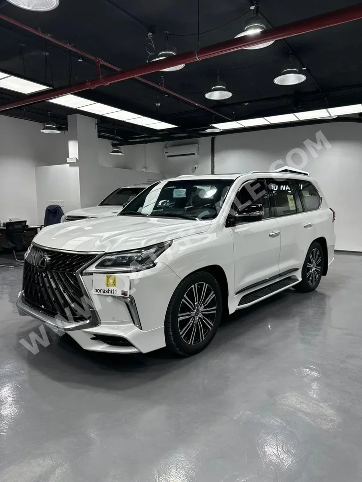 Lexus  LX  570 S  2018  Automatic  67,200 Km  8 Cylinder  Four Wheel Drive (4WD)  SUV  White