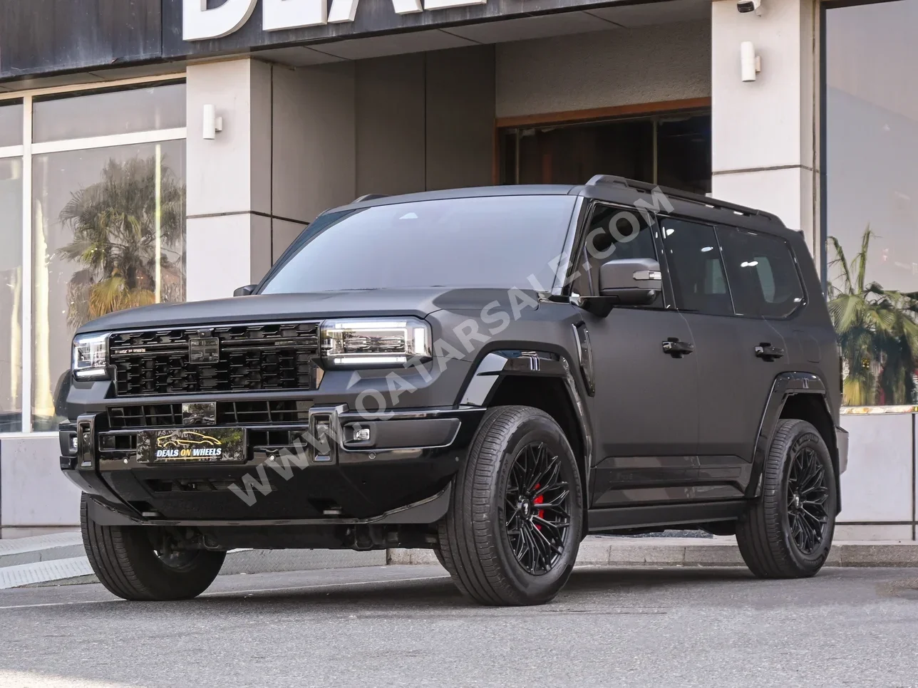 Jetour G700 Comfort 2026 Automatic 6,000 Km 4 Cylinder Four Wheel Drive (4WD) SUV Black Matte With Warranty