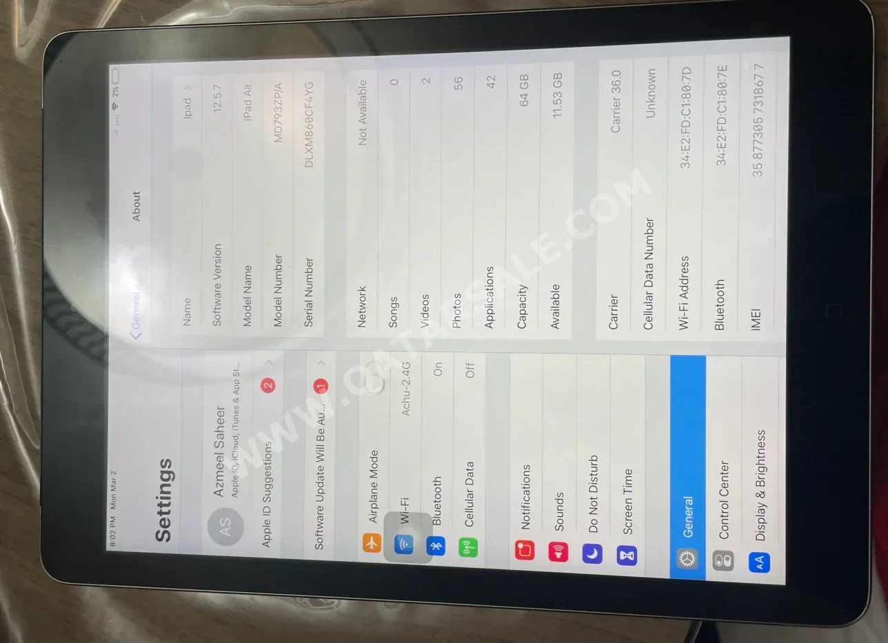 Apple  iPad Air  1  2012 -  64 GB - Connectivity Wi-Fi + Cellular