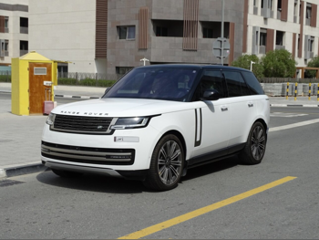 لاند روفر  رنج روفر  فوج اتش اس اي  2023  اوتوماتيك  92,000 كم  8 سلندر  دفع رباعي  اس يو في  أبيض  تحت الضمان