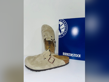 Slippers / Sandals Brown Size 42  Men