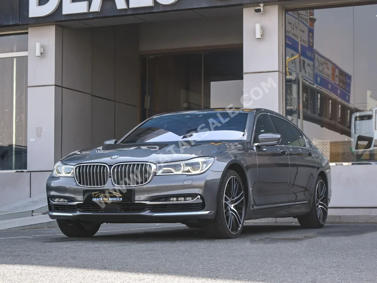 BMW 7-Series 750 Li 2016 Automatic 99,000 Km 8 Cylinder Rear Wheel Drive (RWD) Sedan Gray