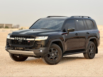 تويوتا  لاند كروزر  جي ار سبورت توين تيربو  2024  اوتوماتيك  47,000 كم  6 سلندر  دفع رباعي  اس يو في  أسود  تحت الضمان