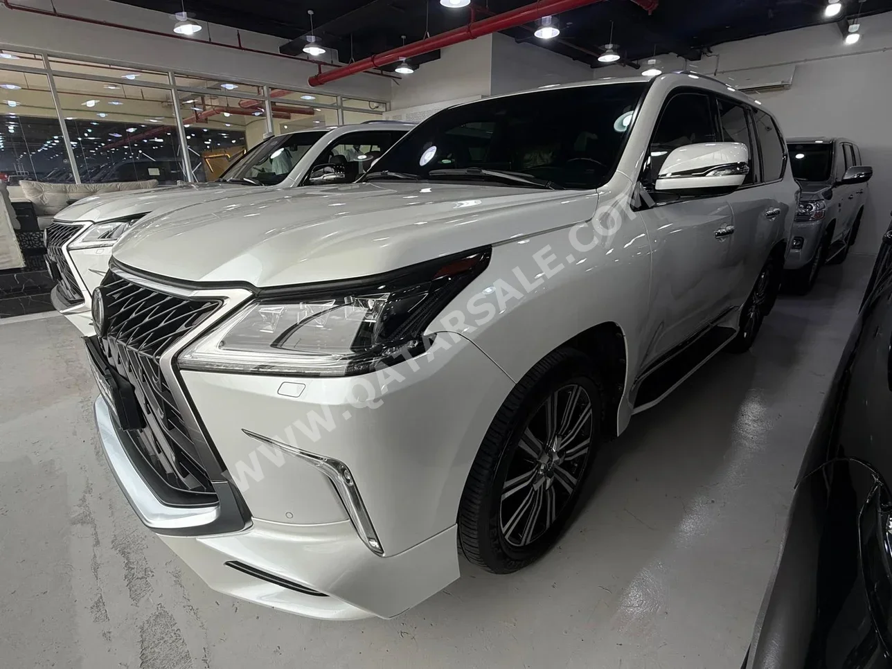 Lexus  LX  570 S  2018  Automatic  174,000 Km  8 Cylinder  Four Wheel Drive (4WD)  SUV  White