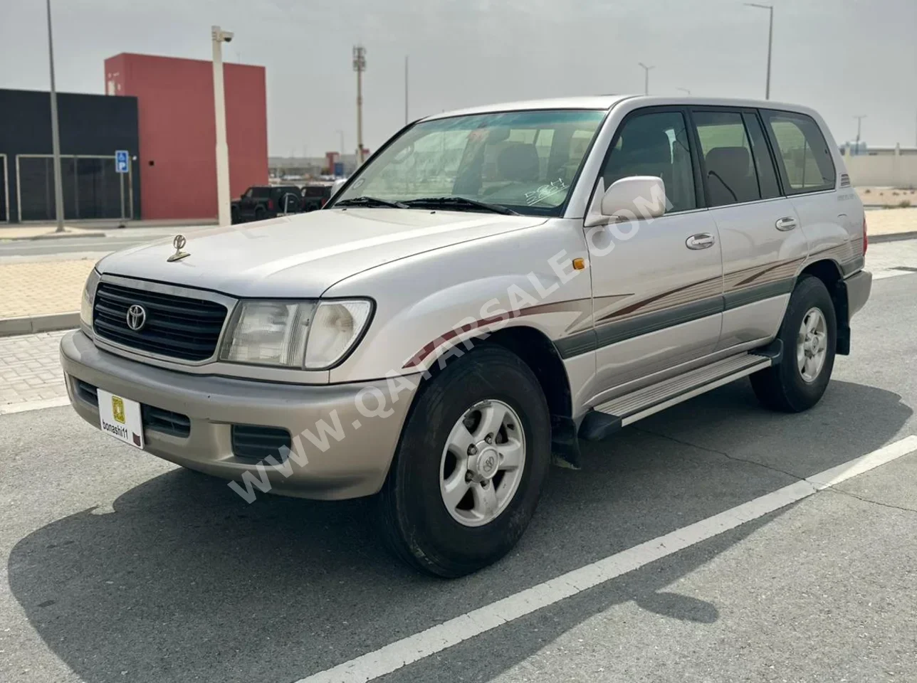 Toyota  Land Cruiser  GXR  2001  Automatic  303,790 Km  6 Cylinder  Four Wheel Drive (4WD)  SUV  Silver
