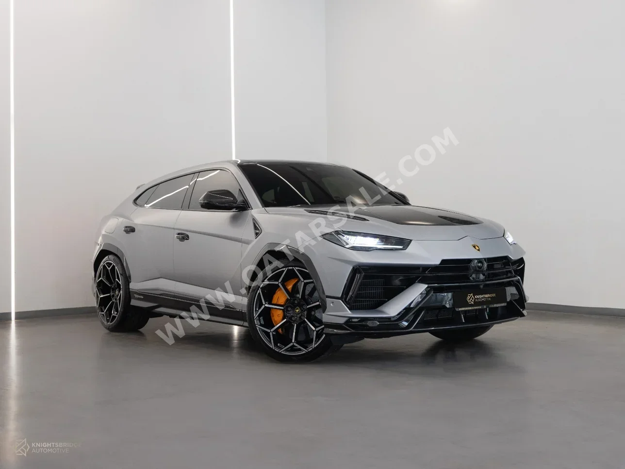 لمبرجيني  اوروس  بيرفورمانتي  2024  اوتوماتيك  4,400 كم  8 سلندر  دفع كلي مستمر  اس يو في  فضي  تحت الضمان
