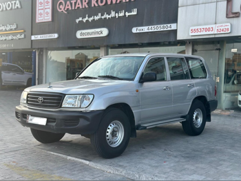 Toyota  Land Cruiser  G  2001  Manual  400,000 Km  6 Cylinder  Four Wheel Drive (4WD)  SUV  Gray