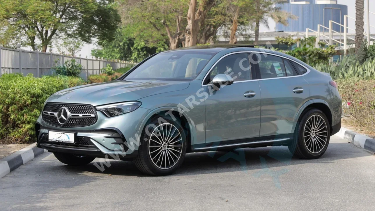 مرسيدس - بنز  جي ال سي  200 ايه ام جي  2026  اوتوماتيك  0 كم  4 سلندر  دفع كلي مستمر  سيدان  أخضر  تحت الضمان