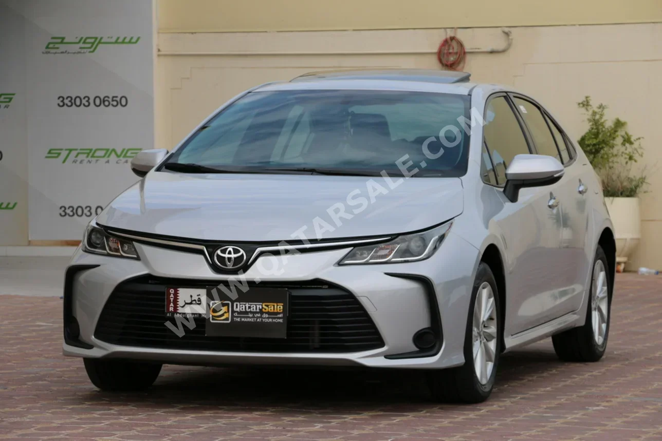 تويوتا  كورولا  ال اي  2024  اوتوماتيك  36,000 كم  4 سلندر  سحب امامي  سيدان  فضي  تحت الضمان