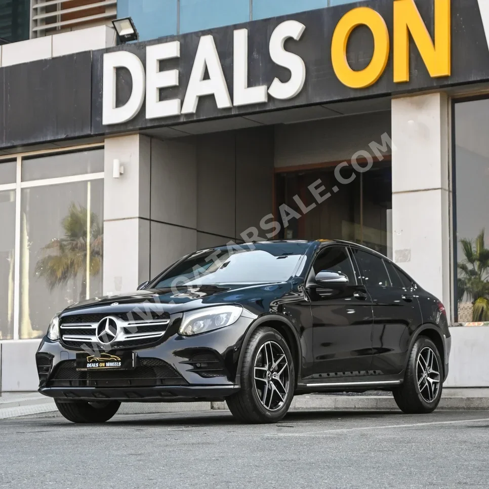 مرسيدس - بنز جي ال سي 250 2019 اوتوماتيك 113,000 كم 4 سلندر دفع كلي مستمر اس يو في أسود