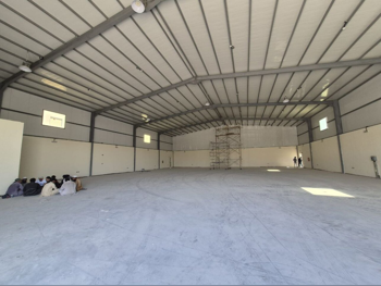 مخازن و مستودعات - الوكرة - بركة العوامر -المساحة: 1500 متر مربع