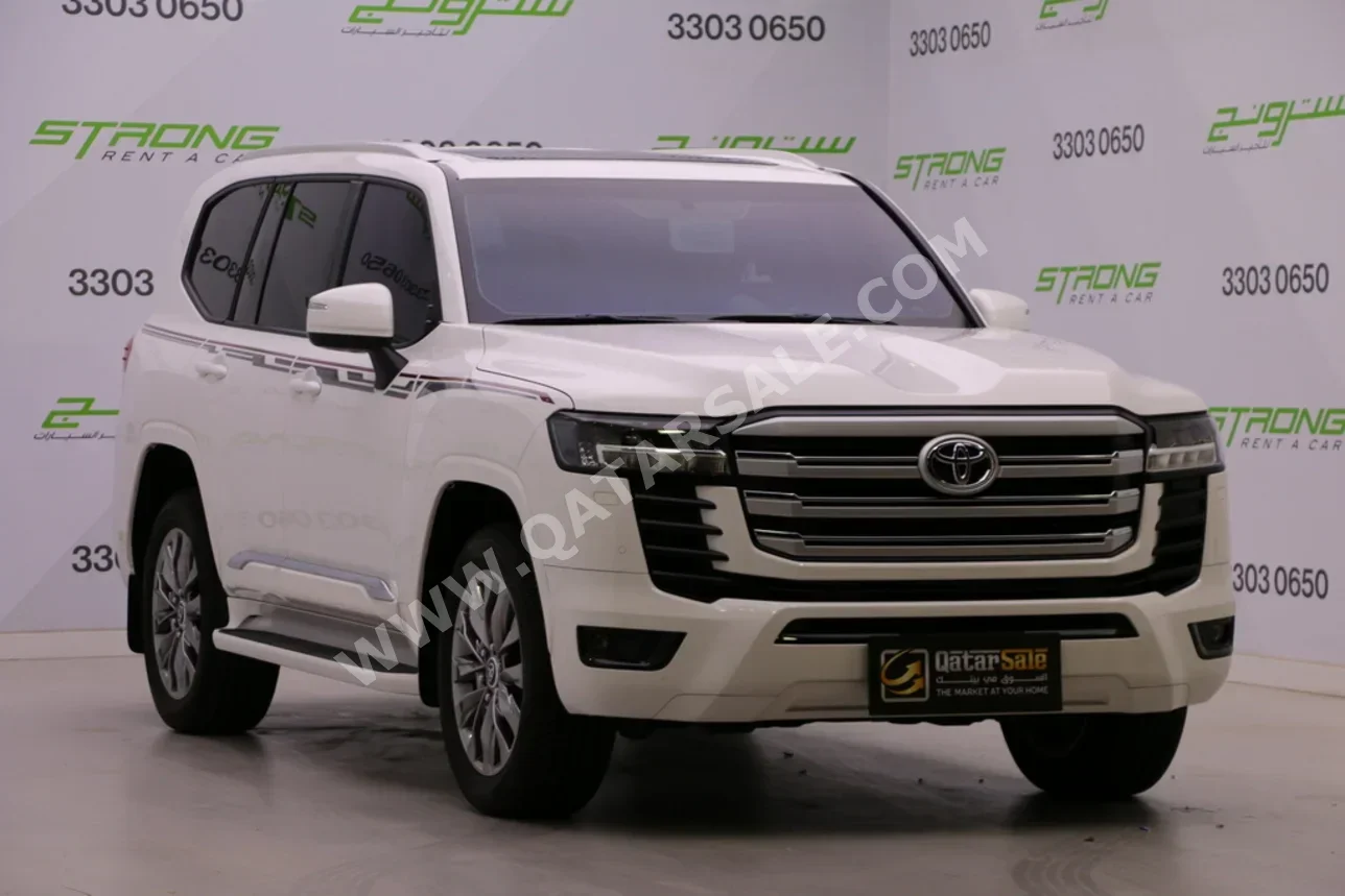 Toyota  Land Cruiser  GXR Twin Turbo  2026  Automatic  2,800 Km  6 Cylinder  Four Wheel Drive (4WD)  SUV  White  With Warranty