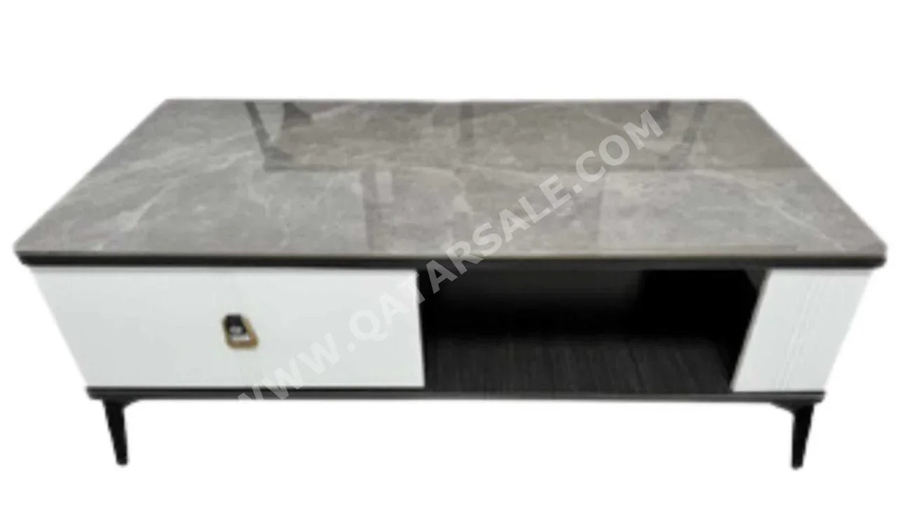 طاولة تلفاز  - لايف ستايل  - متعدد الألوان