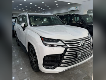 لكزس  ال اكس  600  2023  اوتوماتيك  54,000 كم  6 سلندر  دفع رباعي  اس يو في  أبيض  تحت الضمان