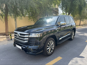Toyota  Land Cruiser  GXR  2025  Automatic  9,000 Km  6 Cylinder  Four Wheel Drive (4WD)  SUV  Black  With Warranty