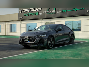 Audi  A5  S-Line  2025  Automatic  0 Km  4 Cylinder  Front Wheel Drive (FWD)  Sedan  Gray