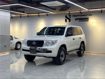 Toyota  Land Cruiser  G  2011  Automatic  376,000 Km  6 Cylinder  Four Wheel Drive (4WD)  SUV  White