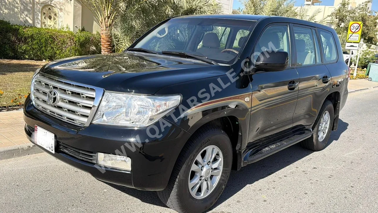 تويوتا  لاند كروزر  جي اكس  2008  اوتوماتيك  230,000 كم  6 سلندر  دفع رباعي  اس يو في  أسود