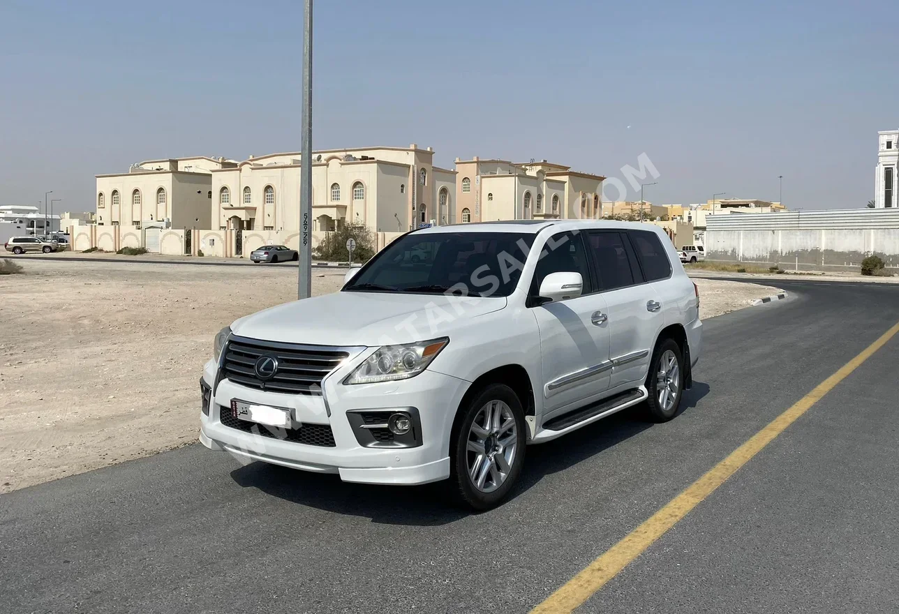 لكزس  ال اكس  570  2011  اوتوماتيك  308,000 كم  8 سلندر  دفع رباعي  اس يو في  أبيض