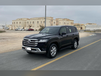 تويوتا  لاند كروزر  جي اكس ار  2022  اوتوماتيك  106,000 كم  6 سلندر  دفع رباعي  اس يو في  أسود