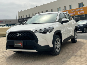 تويوتا  كورولا  كروس هايبرد  2024  اوتوماتيك  38,000 كم  4 سلندر  دفع رباعي  اس يو في  أبيض