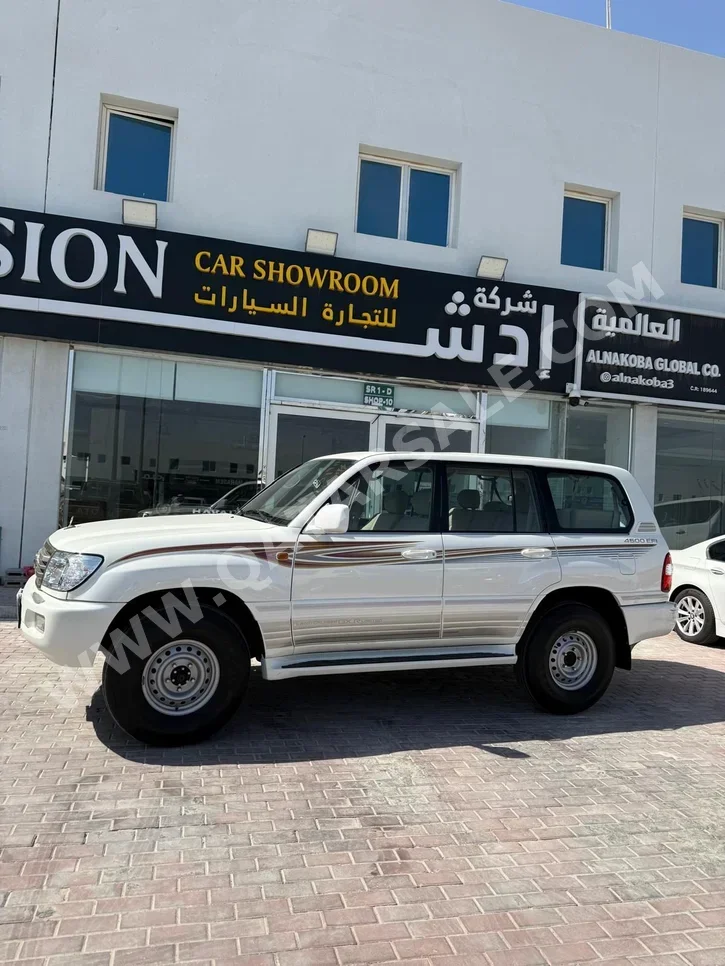 تويوتا لاند كروزر جي اكس ار 2007 عادي 17,000 كم 6 سلندر دفع رباعي اس يو في أبيض