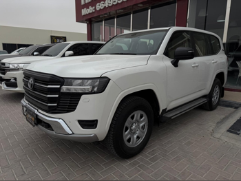 Toyota  Land Cruiser  GX  2022  Automatic  182,000 Km  6 Cylinder  Four Wheel Drive (4WD)  SUV  White