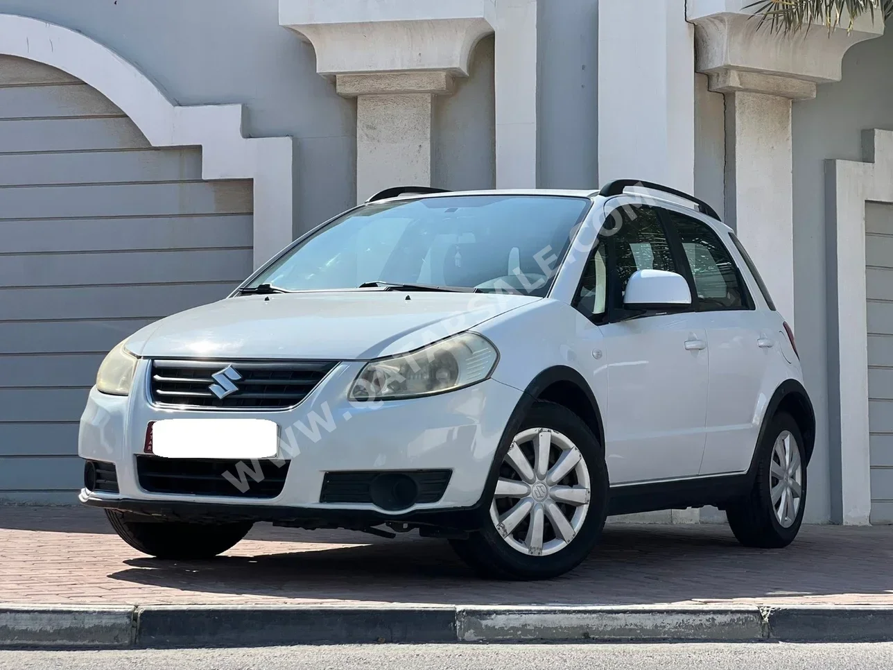 سوزوكي  4 أس أكس  2014  اوتوماتيك  150,000 كم  4 سلندر  سحب امامي  هاتشباك  أبيض