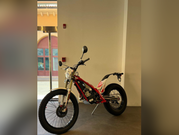 كازكاز -  2022 - اللون احمر -  الضمان