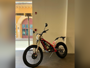 كازكاز -  2022 - اللون احمر -  الضمان