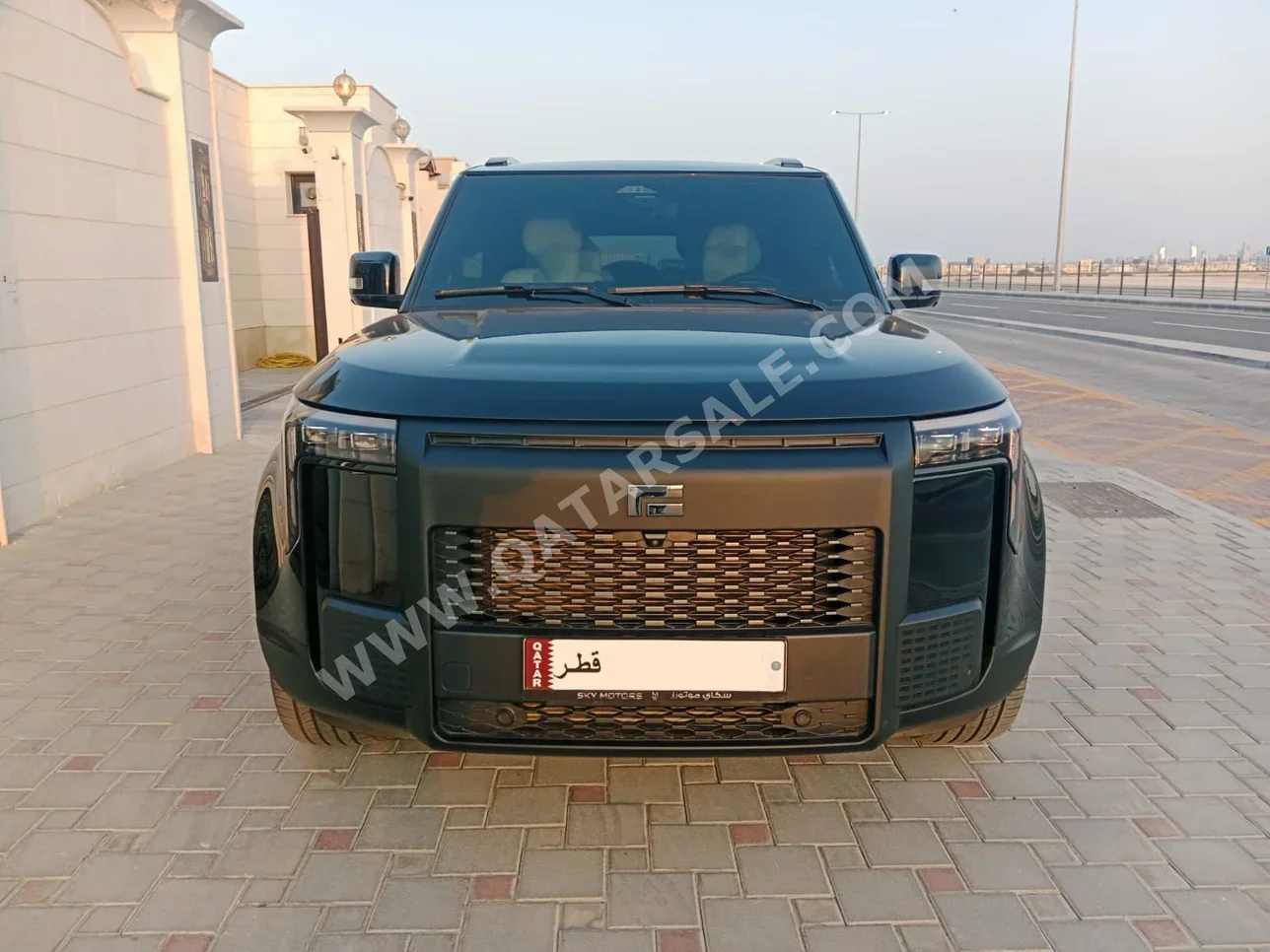 Rox Motor  Jishi  01  2026  Automatic  13,000 Km  4 Cylinder  Four Wheel Drive (4WD)  SUV  Black  With Warranty