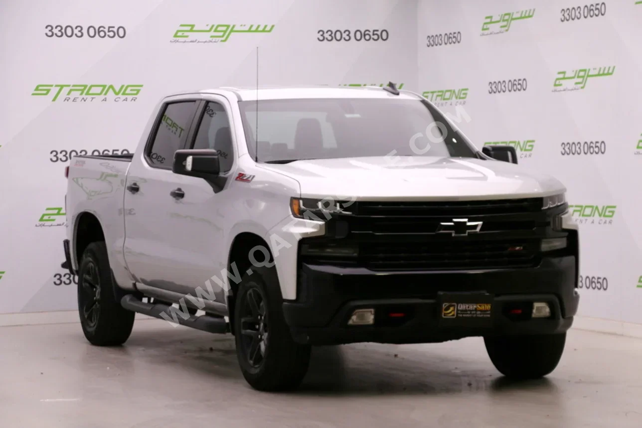 شفروليه  سلفرادو  ال تي تريل بوس زد 71  2019  اوتوماتيك  90,000 كم  8 سلندر  دفع رباعي  اس يو في  فضي