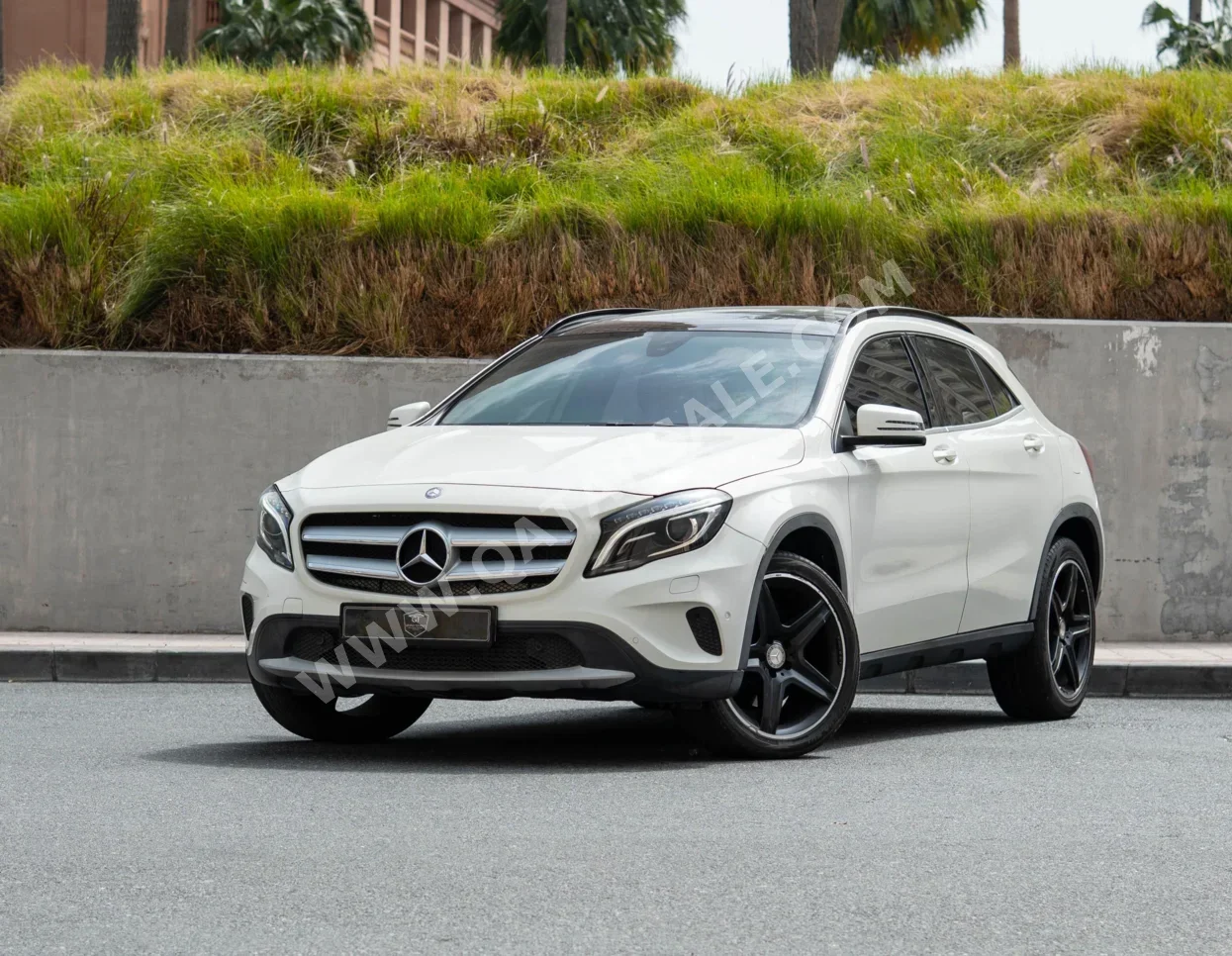 Mercedes-Benz  GLA  45  2017  Automatic  72,000 Km  3 Cylinder  All Wheel Drive (AWD)  SUV  White  With Warranty