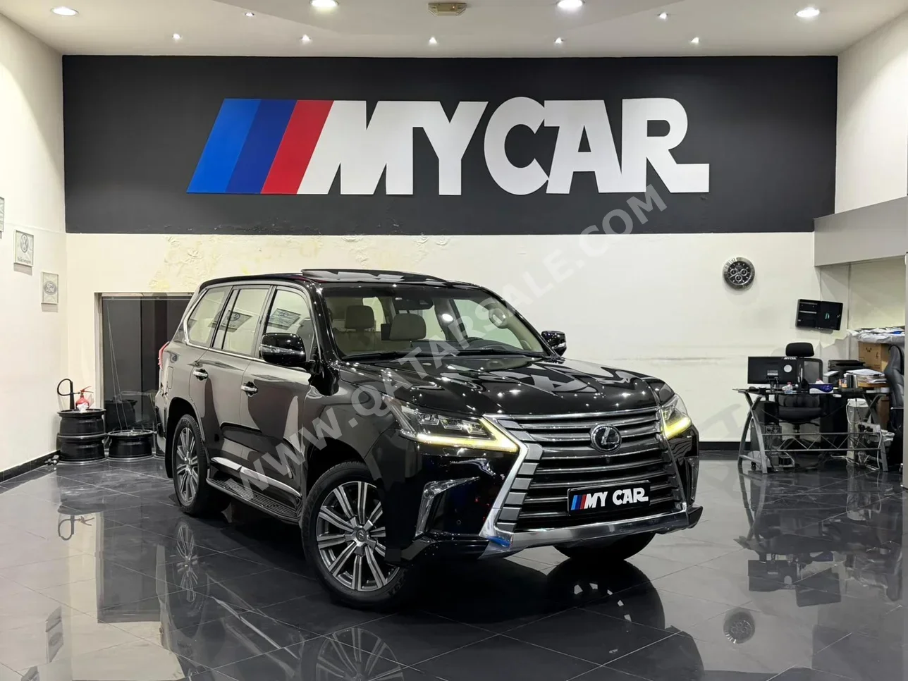 Lexus  LX  570  2017  Automatic  178,000 Km  8 Cylinder  Four Wheel Drive (4WD)  SUV  Black