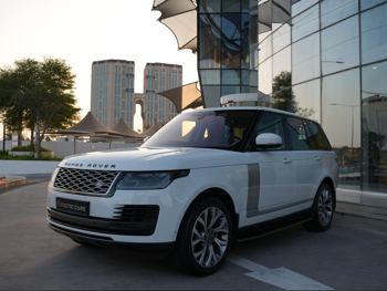 Land Rover  Range Rover  Vogue HSE  2018  Automatic  110,000 Km  6 Cylinder  Four Wheel Drive (4WD)  SUV  White