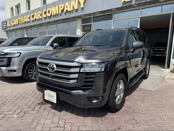 Toyota  Land Cruiser  GXR Twin Turbo  2025  Automatic  24,000 Km  6 Cylinder  Four Wheel Drive (4WD)  SUV  Gray  With Warranty