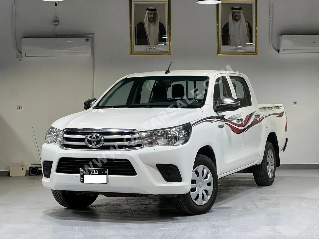 Toyota  Hilux  2020  Manual  238,000 Km  4 Cylinder  Rear Wheel Drive (RWD)  Pick Up  White