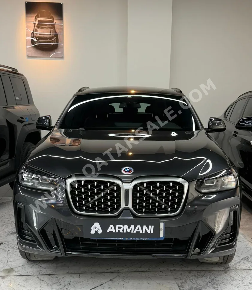 بي ام دبليو  الفئة - اكس  اكس 4  2022  اوتوماتيك  44,000 كم  4 سلندر  دفع رباعي  اس يو في  أسود  تحت الضمان