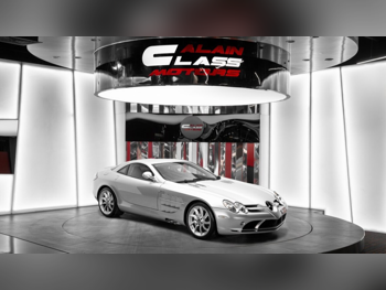 مرسيدس - بنز  اس ال ار  مكلارين  2005  اوتوماتيك  17,436 كم  8 سلندر  دفع خلفي  كوبيه \ سبورت  فضي