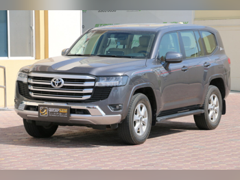 Toyota  Land Cruiser  GXR  2022  Automatic  277,000 Km  6 Cylinder  Four Wheel Drive (4WD)  SUV  Gray
