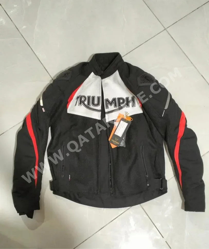 اكسسوارات الدراجات / ملابس سترة, جاكيت وهودي