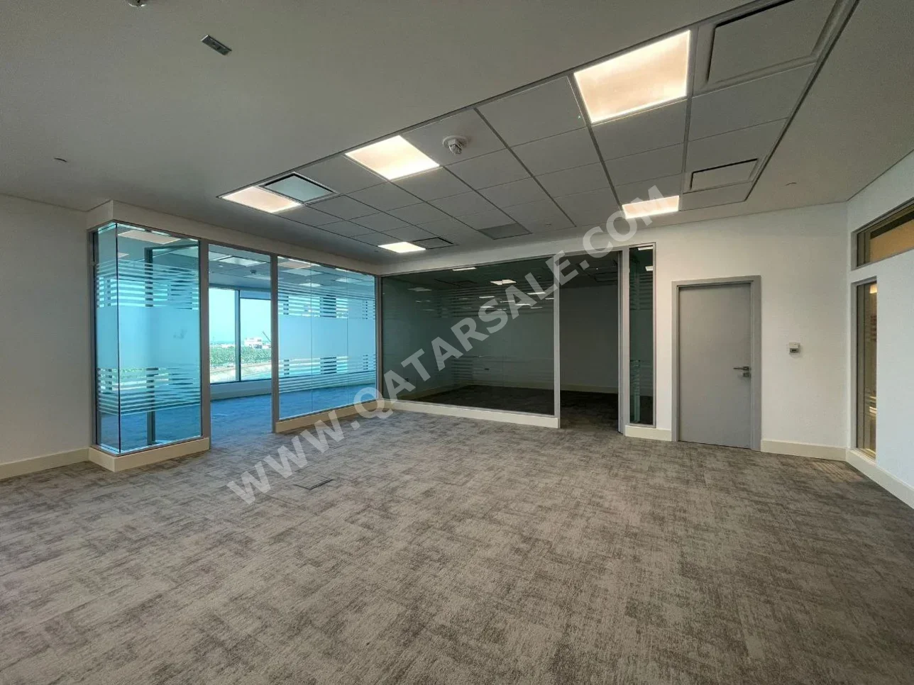 مكاتب تجارية - غير مفروشة  - الدوحة  - اللؤلؤة
