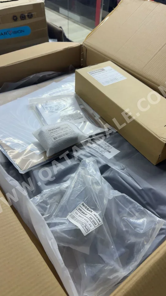 قطع غيار السيارات - نيسان  باترول  - أكسسوارات  -رقم القطعة: ٥