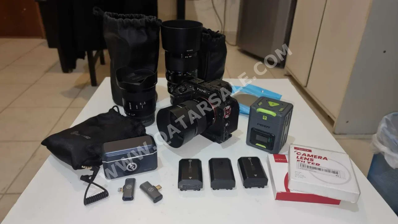 Digital Cameras Sony  - 4K UHD 2160p