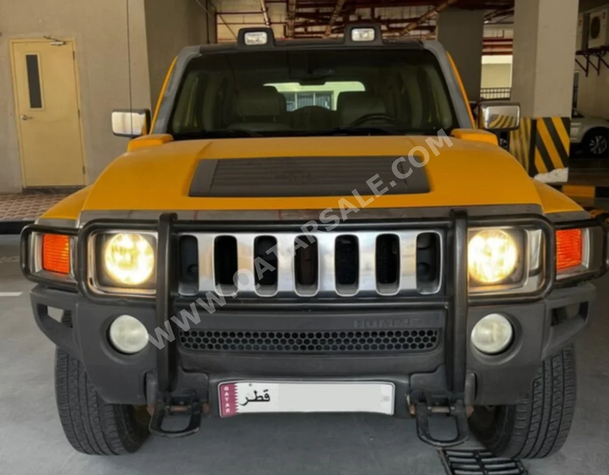 Hummer H3 2006 Automatic 225,000 Km 5 Cylinder Four Wheel Drive (4WD) SUV Yellow