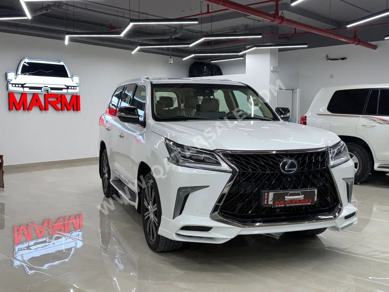 لكزس  ال اكس  570  2016  اوتوماتيك  221,000 كم  8 سلندر  دفع رباعي  اس يو في  أبيض